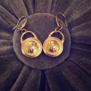 Michael Kors earnings